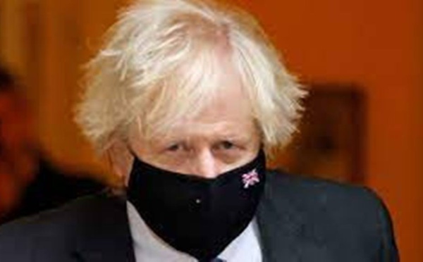 «Opération Viande Rouge» à Londres, ou comment «sauver» le soldat Boris Johnson