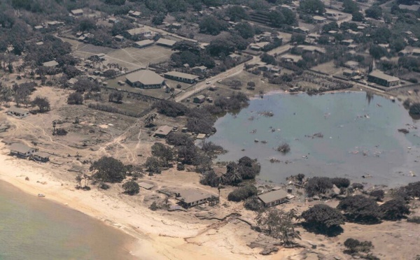 Eruption du volcan aux îles Tonga: l'heure est à l'urgence alimentaire