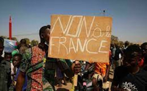 Burkina Faso : la France a-t-elle joué un rôle dans le renversement du président Roch Kaboré ?