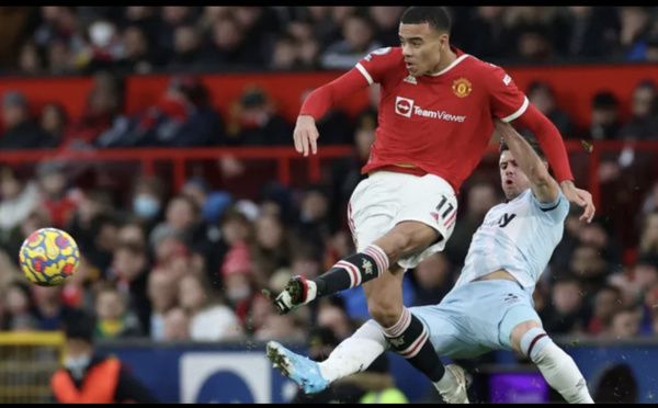 Le footballeur anglais Mason Greenwood accusé de viol et violence par sa compagne, images et enregistrements audios à l'appui