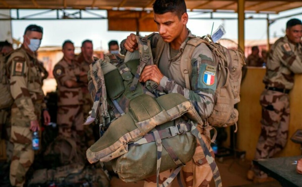 Les forces Barkhane et Takuba pourraient totalement quitter le Mali