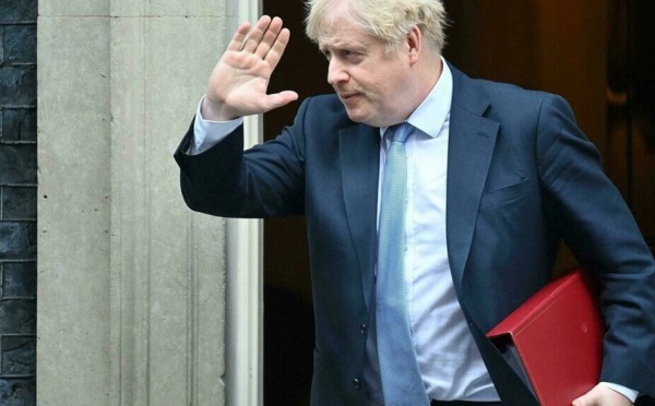 Covid : l'Angleterre espère mettre fin à l'isolement des cas positifs dès fin février