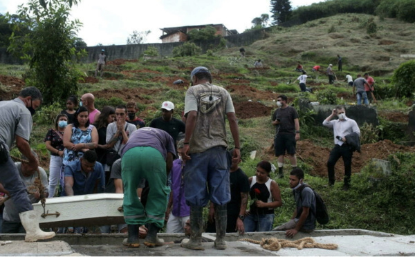 Inondations au Brésil : Petropolis pleure ses morts avant de nouvelles précipitations