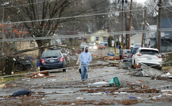 Intempéries: une violente tornade fait au moins six morts aux États-Unis