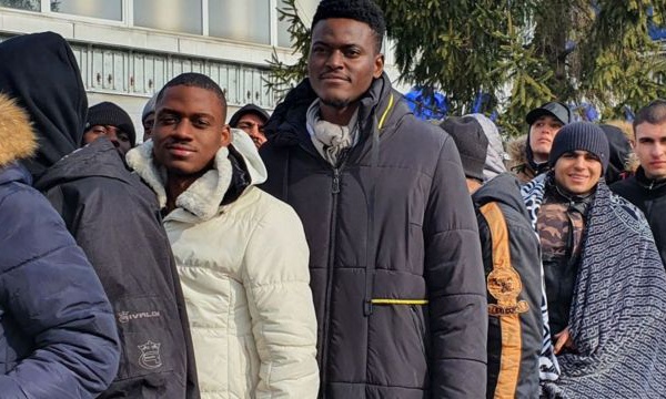  Guerre Ukraine - Russie : des Africains piégés boivent de la neige fondue dans une ville d'Ukraine