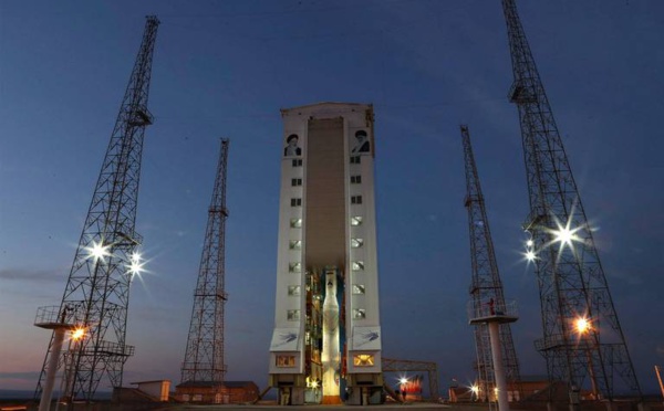 L'Iran annonce la mise en orbite d'un nouveau satellite militaire