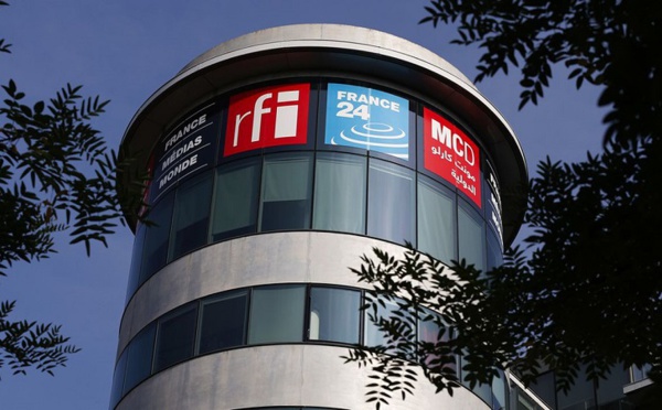  Mali : le gouvernement décide de suspendre RFI et France 24 qu’il assimile à la Radio Mille Collines 
