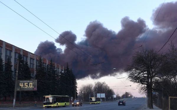 Guerre en Ukraine : explosions près de l'aéroport de Lviv, l'ouest du pays de plus en plus touché