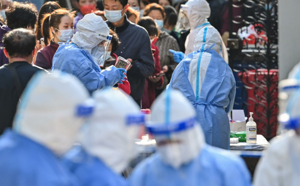 Covid-19 en Chine: Shanghai impose un confinement par secteur