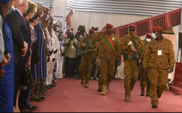 Burkina Faso: la junte répond à la Cédéao sur la transition et le cas du président Kaboré