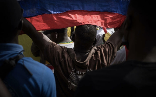 Mali : Paris s'inquiète de possibles "exactions" de militaires maliens et de "mercenaires russes"