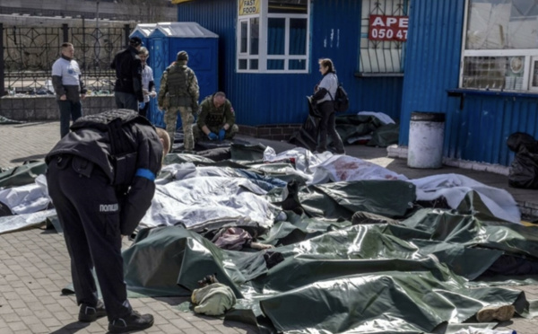 Des dizaines de morts dans l'attaque d'une gare dans l'est de l'Ukraine