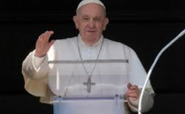 Vatican: le pape François déplore une «Pâques de guerre» et lance un appel à la paix