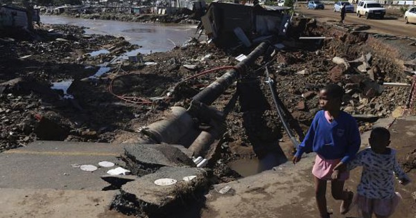 Afrique du Sud: le dernier bilan des inondations s'élève à 443 morts
