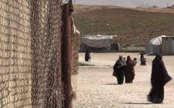 La France rapatrie 35 enfants et 16 mères retenus dans les camps syriens des prisonniers jihadistes