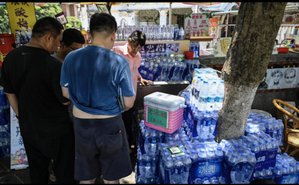 Canicule: des millions de Chinois appelés à rester chez eux