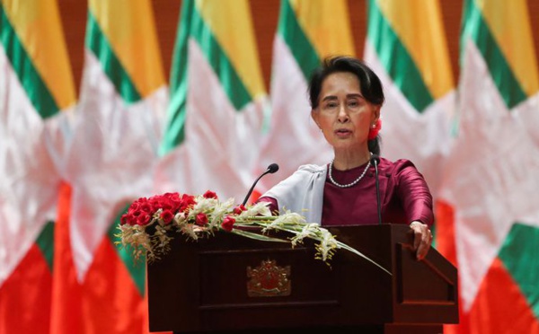 Birmanie: le chef de la junte se dit prêt à des négociations avec Suu Kyi après son procès