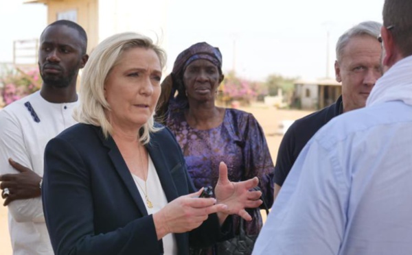 Dakar : Marine Le Pen tente  de soigner ses relations avec les Africains