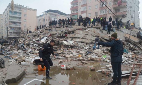 Un nouveau séisme de magnitude 7,5 frappe le sud-est de la Turquie