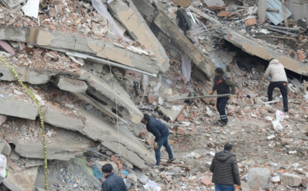 Séisme en Turquie et Syrie: le bilan dépasse les 16000 morts