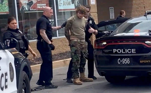 Tuerie de Buffalo aux États-unis: un suprémaciste blanc condamné à la prison à vie