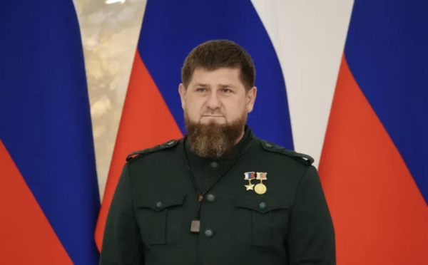 Le leader tchétchène et “limier de Poutine”, Ramzan Kadyrov, serait “gravement malade” après un empoisonnement présumé