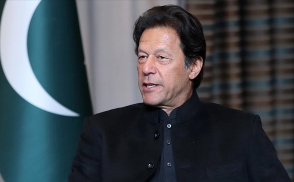 La police pakistanaise a tenté d'arrêter l'ancien Premier ministre Imran Khan