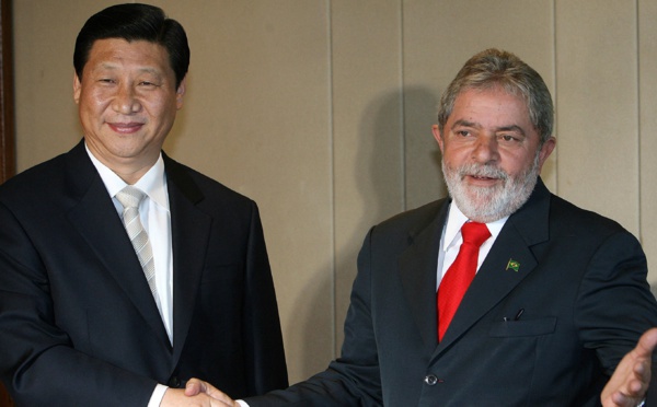 Le président brésilien Lula va rencontrer en Chine Xi Jinping