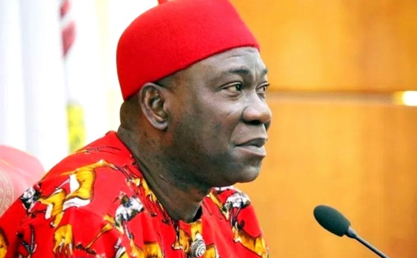 Un sénateur nigérian reconnu coupable à Londres dans une affaire de trafic d'organes