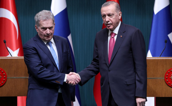 Le Parlement turc ratifie l'adhésion de la Finlande à l'Otan