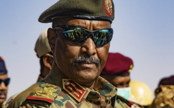 [Portrait] Le général Burhane, visage du pouvoir militaire au Soudan