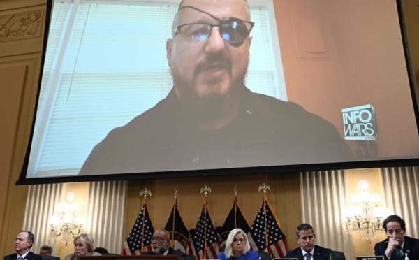 Assaut du Capitole: le chef d'extrême droite Stewart Rhodes condamné à 18 ans de prison pour «sédition»