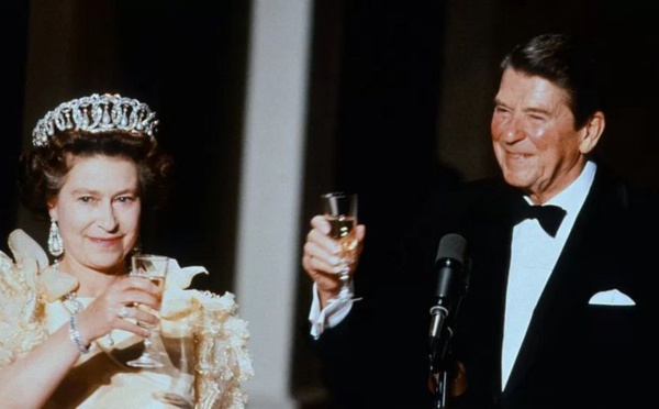 Le FBI révèle un complot des années 1980 visant à tuer la reine Élisabeth II