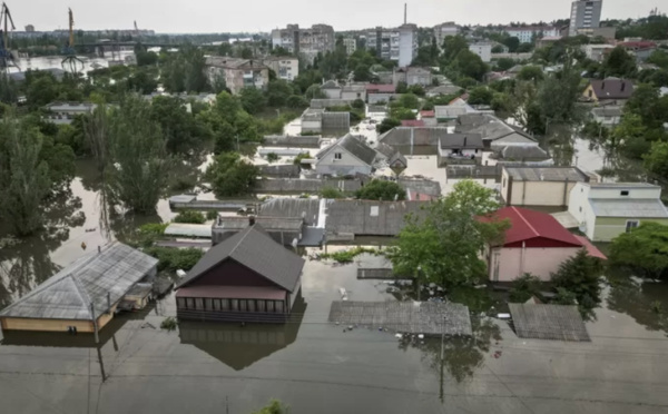 Une zone de plus de 600 km² inondée après la destruction du barrage de Kakhovka