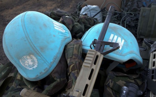 Mali: un casque bleu tué et quatre gravement blessés près de la ville de Ber, au nord du pays (Minusma)