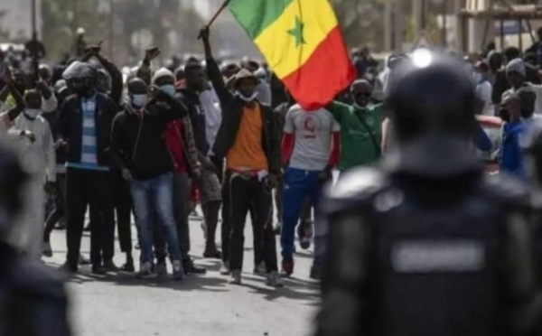 Sénégal: 79 Guinéens arrêtés lors des manifestations ont été expulsés