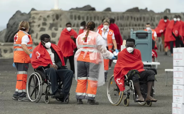 Une femme enceinte retrouvée morte à bord d’un bateau de migrants en Espagne