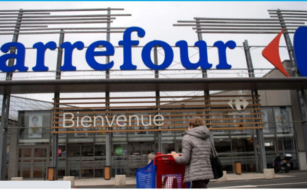 Carrefour prévoit jusqu'à 979 départs volontaires dans ses sièges en France