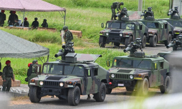 Taïwan lance deux jours d'exercices militaires à tirs réels
