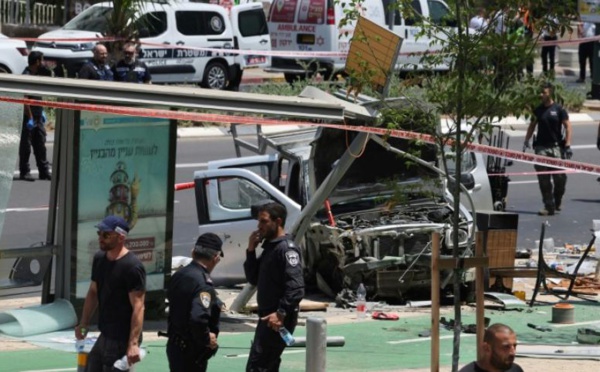 Un attentat à la voiture bélier a fait sept blessés à Tel-Aviv