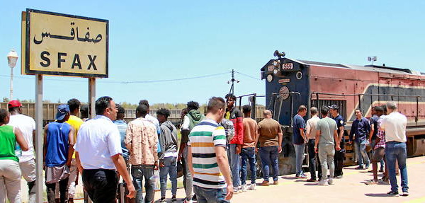Tunisie: des centaines de réfugiés soudanais demandent l'aide aux organisations humanitaires