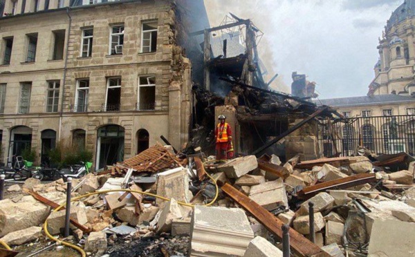 Immeuble effondré à Paris: au moins 3 décès enregistrés