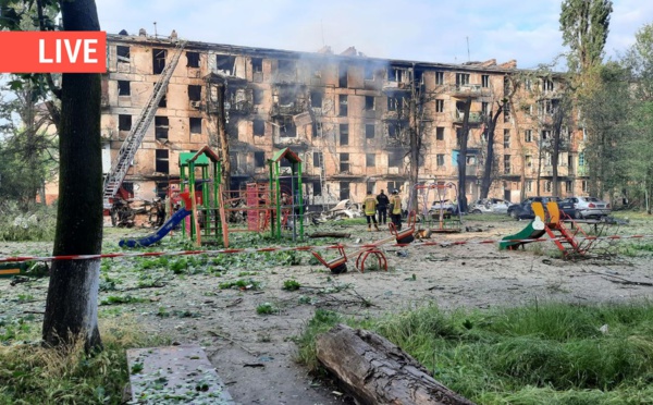 Ukraine: au moins un mort dans une frappe sur un immeuble d'habitation (ministre)
