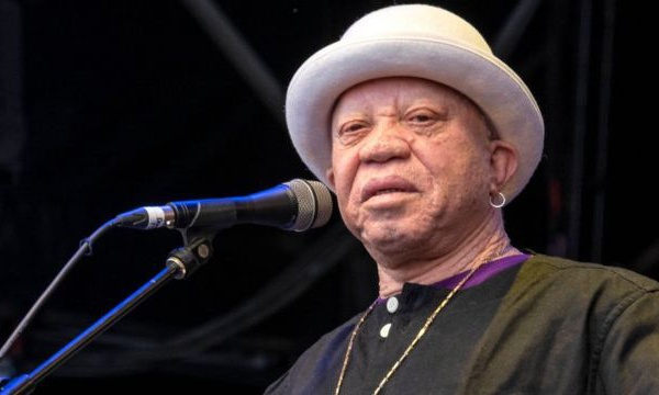 Mali: le musicien Salif Keïta nommé conseiller spécial du chef de la junte