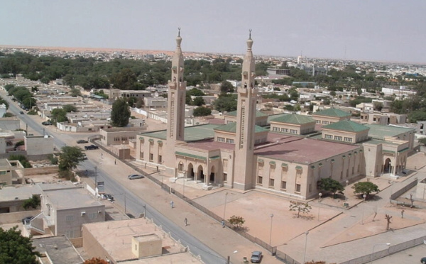 Mauritanie: signature d’une charte entre gouvernement, parti majoritaire et deux formations d’opposition