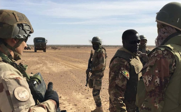 Troupes françaises chassées du Niger: le Tchad accepte leur transit