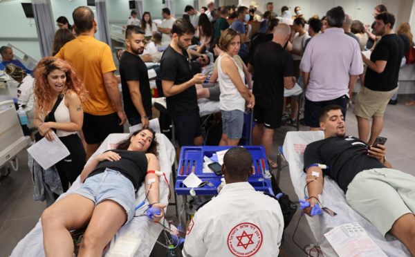 Une première équipe médicale de la Croix-Rouge entre à Gaza depuis le début de la guerre