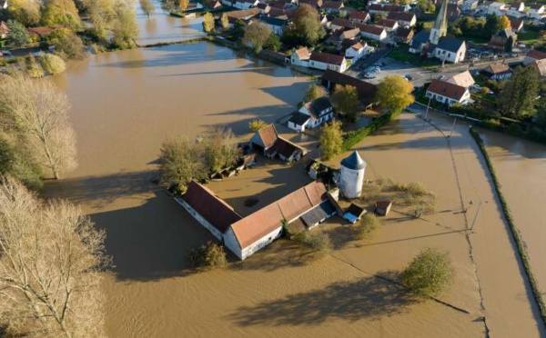Inondations en France: les établissements scolaires fermés lundi et mardi dans 279 communes du Pas-de-Calais