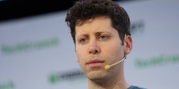 États-Unis : le patron d'OpenAI et créateur de ChatGPT, démis de ses fonctions