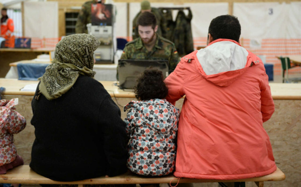 Politique migratoire en Allemagne : le pays durcit ses mesures d'accueil des migrants